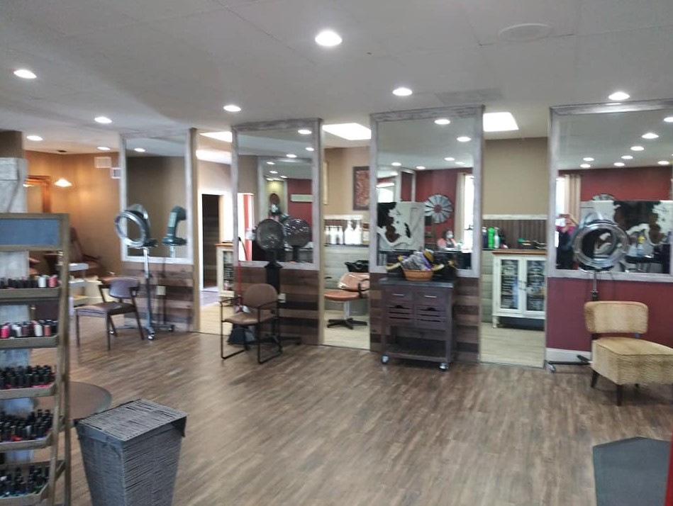 Lee's Summit booth rental salon for hair stylists and nail techs - Salonspa  Connection